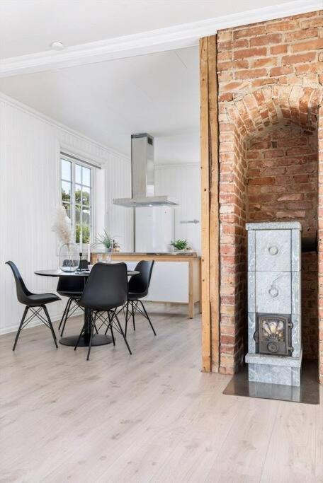Apartament Lys Og Sentral Leilighet Med Terrasse Og Hage Lillehammer Zewnętrze zdjęcie